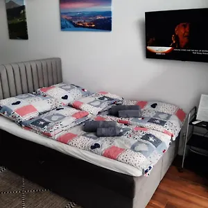 Aparta Lotnisko Apartament